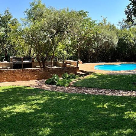 Featherwood Farm & Nyala Lodge Rayton Bagian luar foto