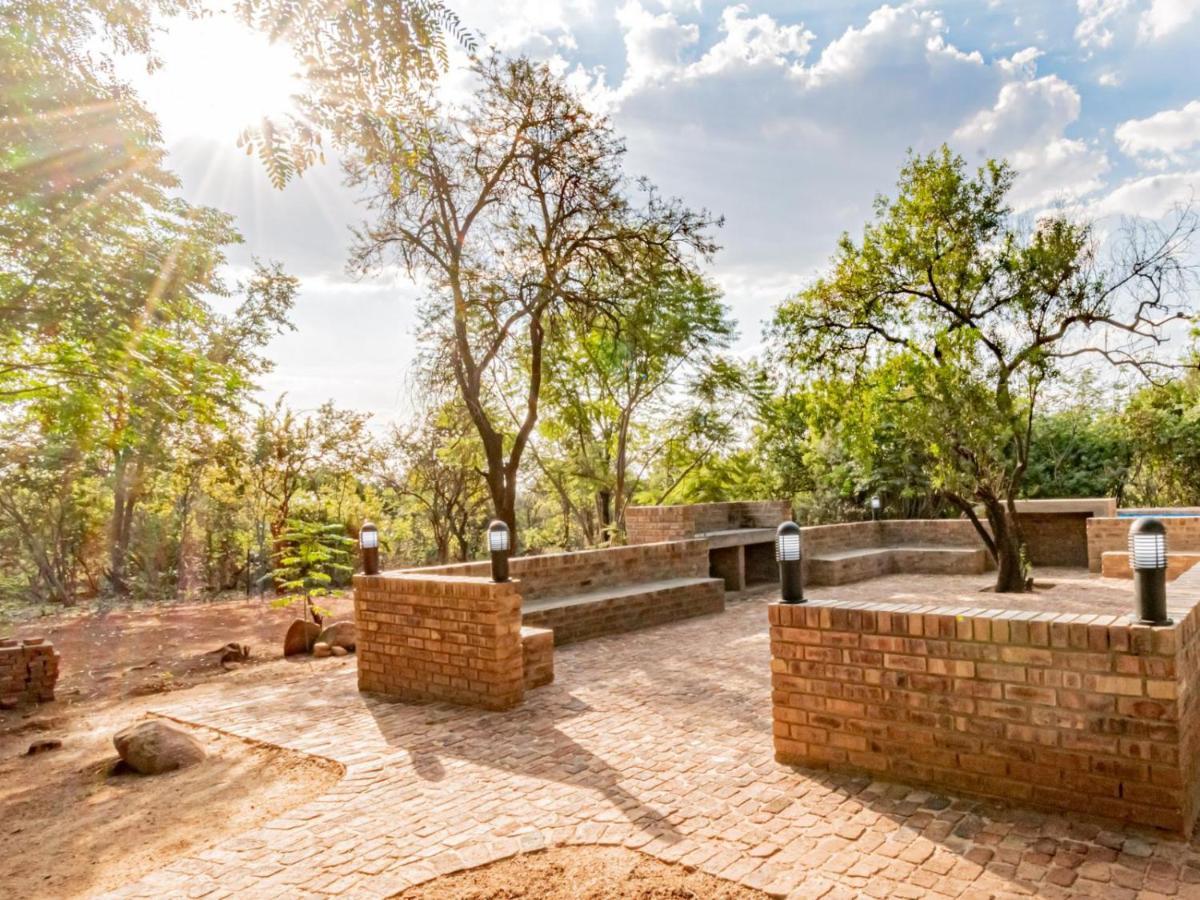Featherwood Farm & Nyala Lodge Rayton Bagian luar foto