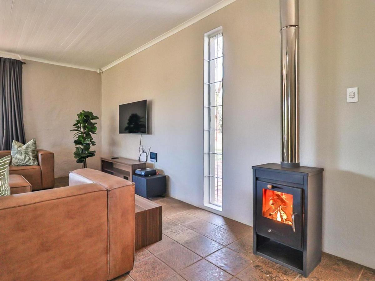 Featherwood Farm & Nyala Lodge Rayton Bagian luar foto